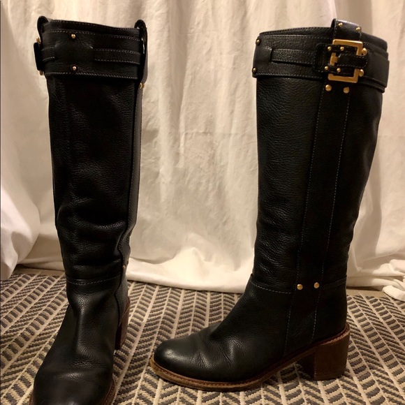 Chloé pebble black with gold buckle booties - Picture 3 of 9